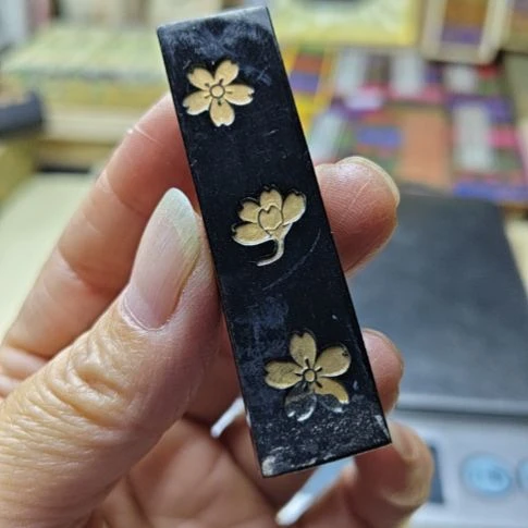 日本回流老墨一锭古梅园樱型墨