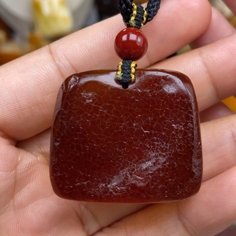 【闪购商品】琥珀颈饰未镶嵌