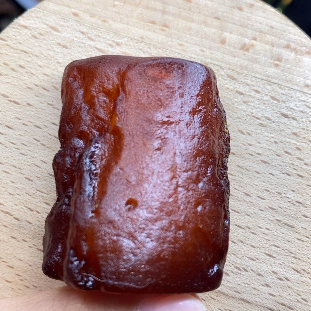 定制琥珀未镶嵌梨
