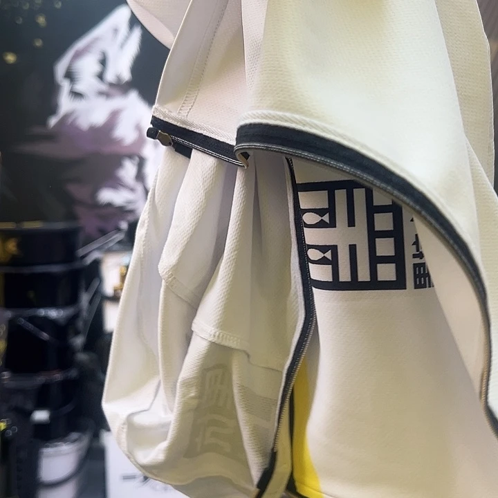 虎***王铁黑坑上岸二代钓鱼服3x
