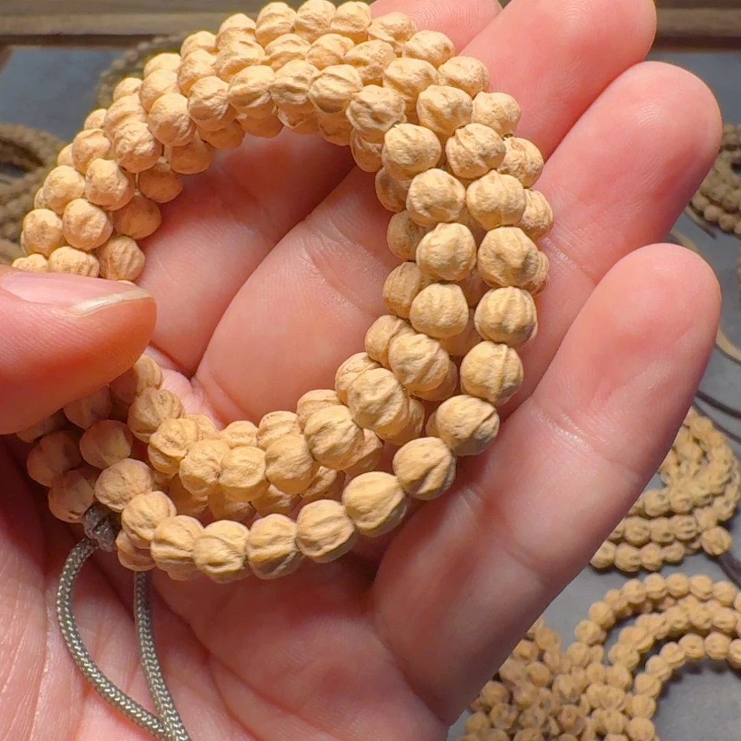 S***s柏香籽/百香籽吊坠