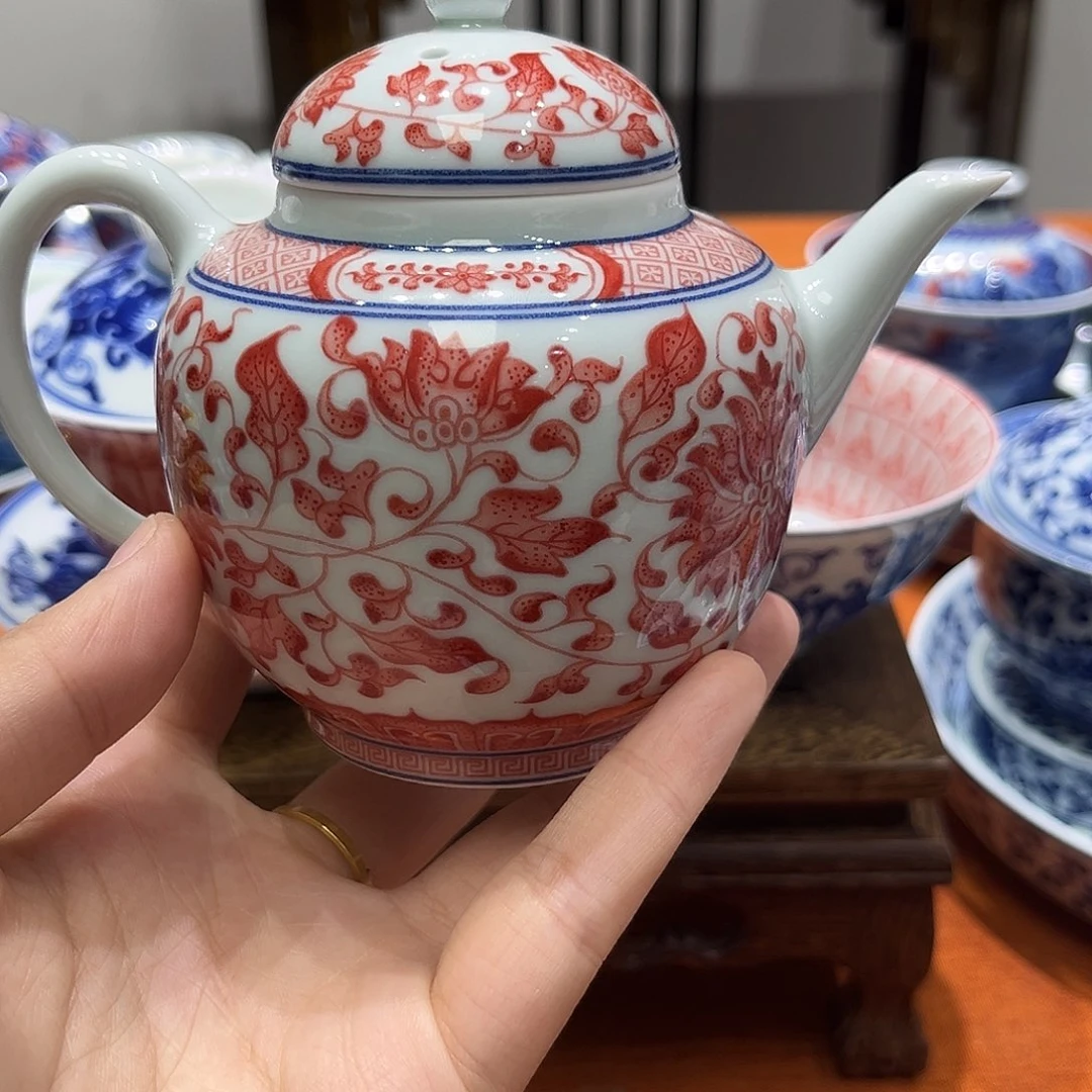 居***士景德镇陶瓷学院的