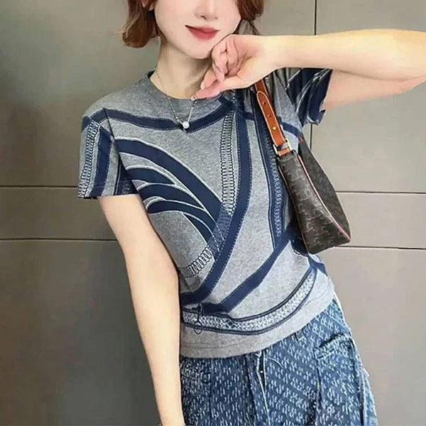 2025夏季新款气质减龄气质显瘦上衣休闲线条印花优质棉短袖T恤女