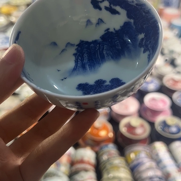 瓷片今天爱吃大米饭