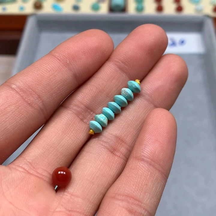 南红玛瑙配饰未镶嵌