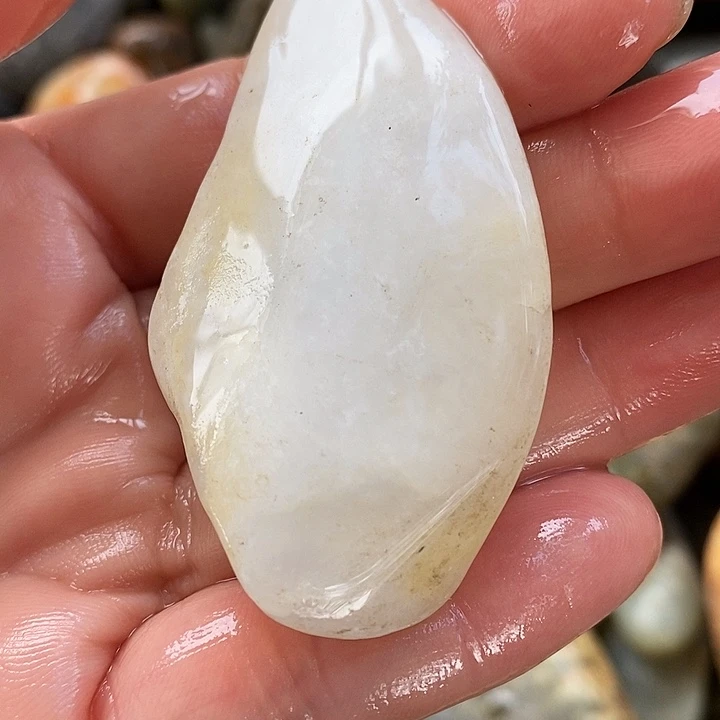 和田玉（糖玉）未镶嵌挂件