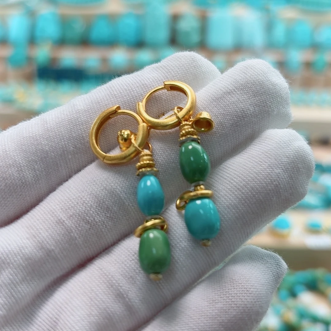 绿松石未镶嵌珠宝奇石