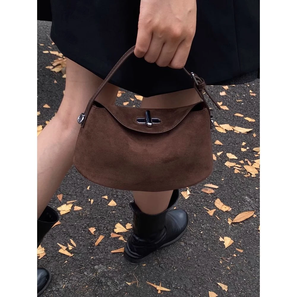 法式小众手提包包女2025秋冬新款时尚休闲单肩包高级感通勤斜挎包