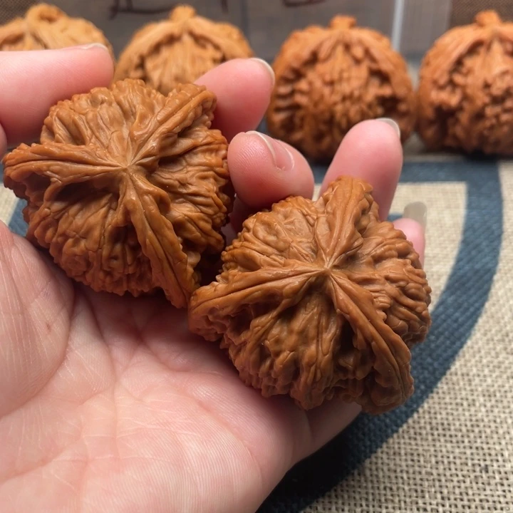 1***1核桃白狮子核桃核桃