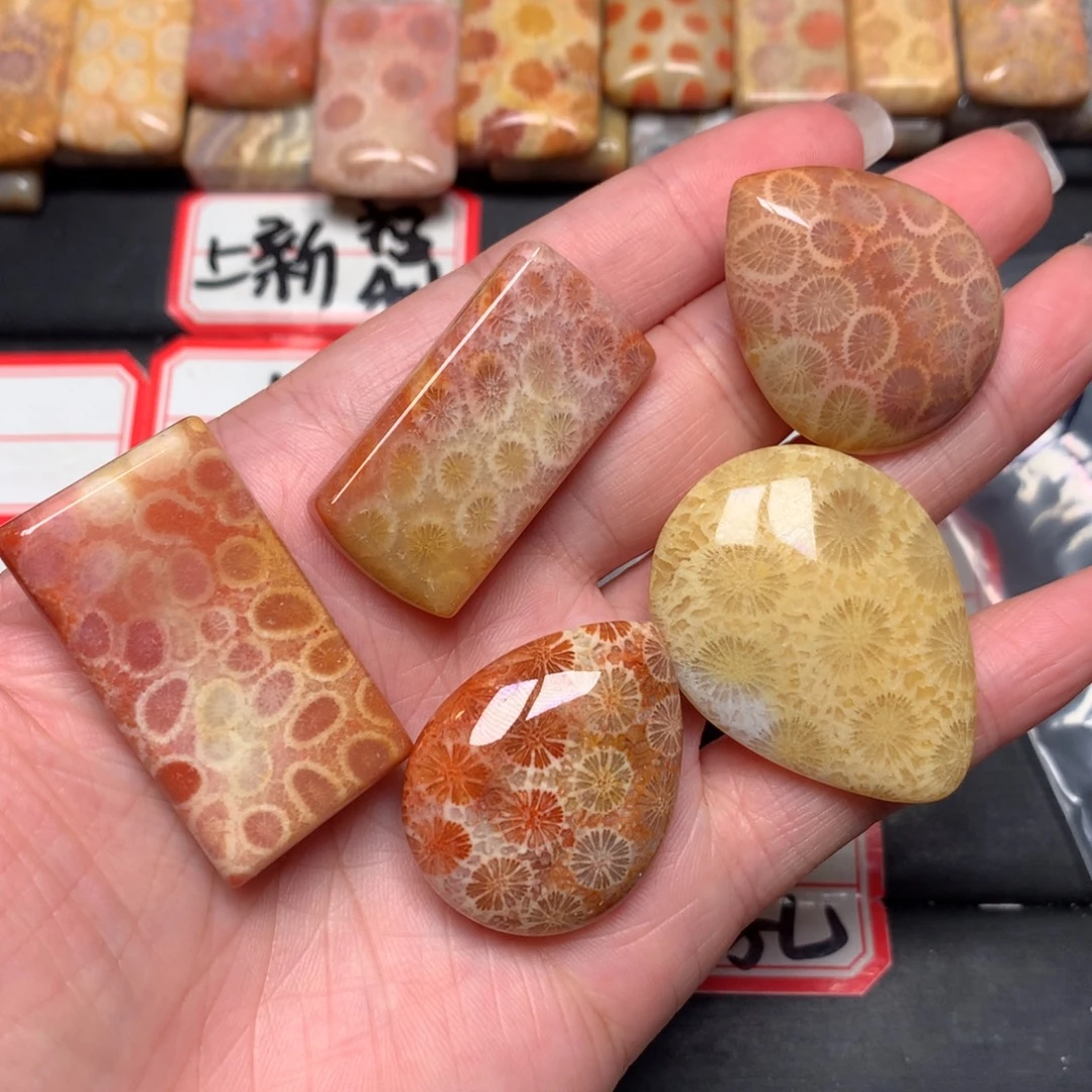 Y****硅化玉未镶嵌吊坠无事牌手排平安扣