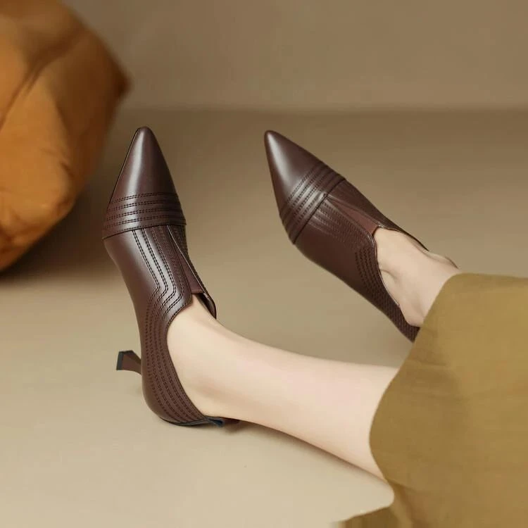 尖头深口单鞋女2025新款V口及踝靴松紧裸靴复古高跟单靴真皮靴子