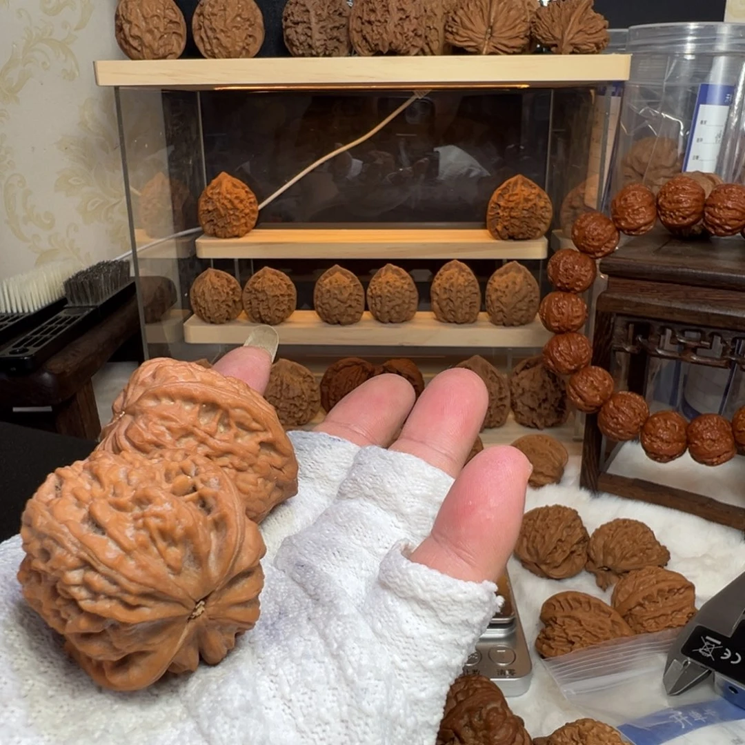 桃核把件苟**置蓟县红皮鸡心