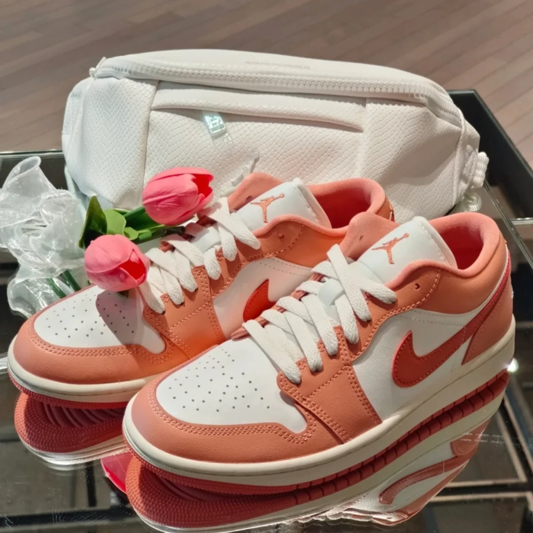 NIKE/耐克【休闲韩系】清甜夏日 浆果粉 时尚女款AJ1板鞋 DC0774180