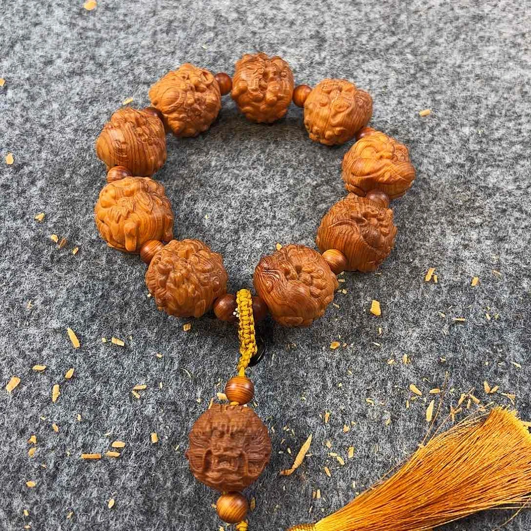 崖柏太行崖柏龙之九子手持