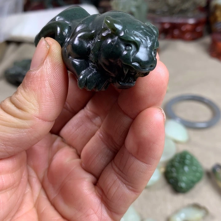 和田玉（糖玉）未镶嵌手镯