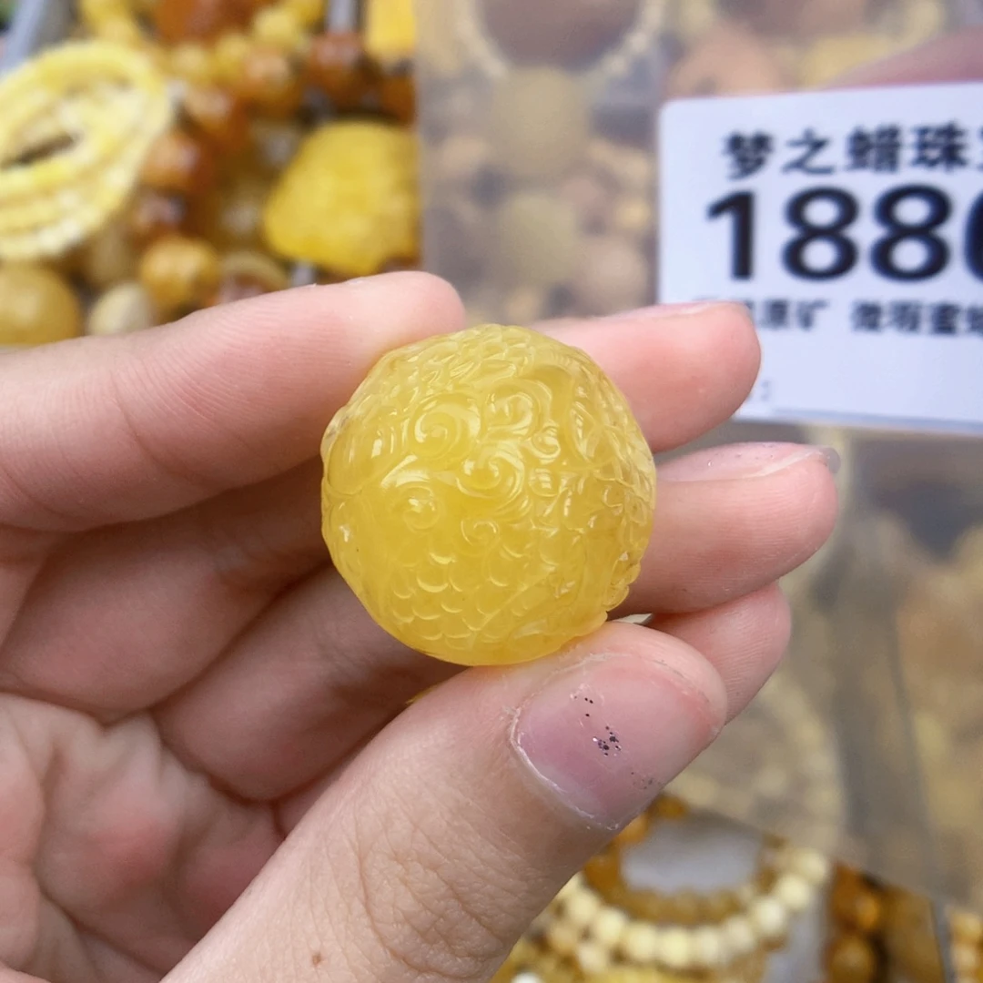 琥珀未镶嵌珠宝奇石23