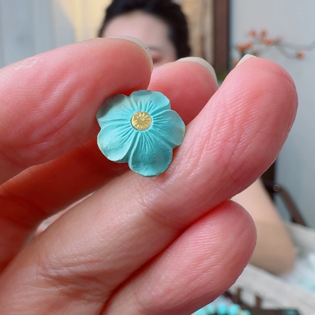 未镶嵌绿松石珠宝奇石