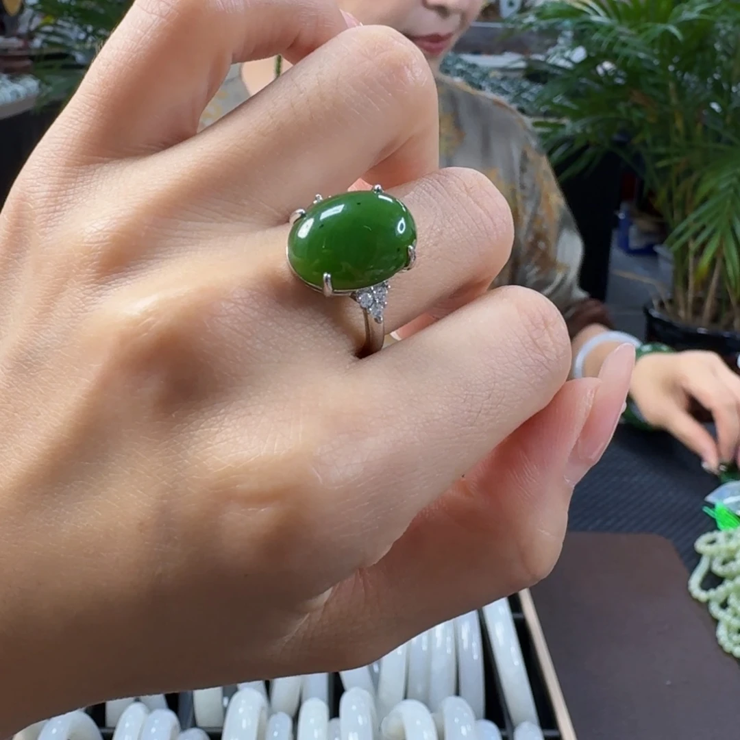 和田玉（碧玉）戒指合金