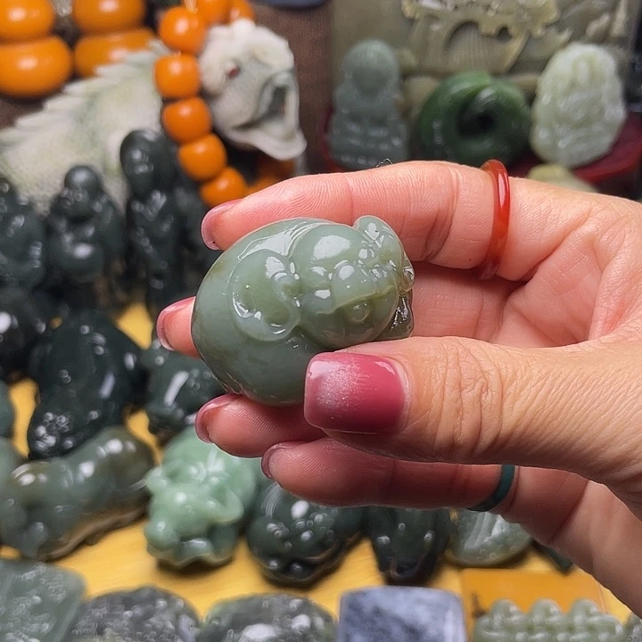 和田玉（糖玉）未镶嵌颈饰