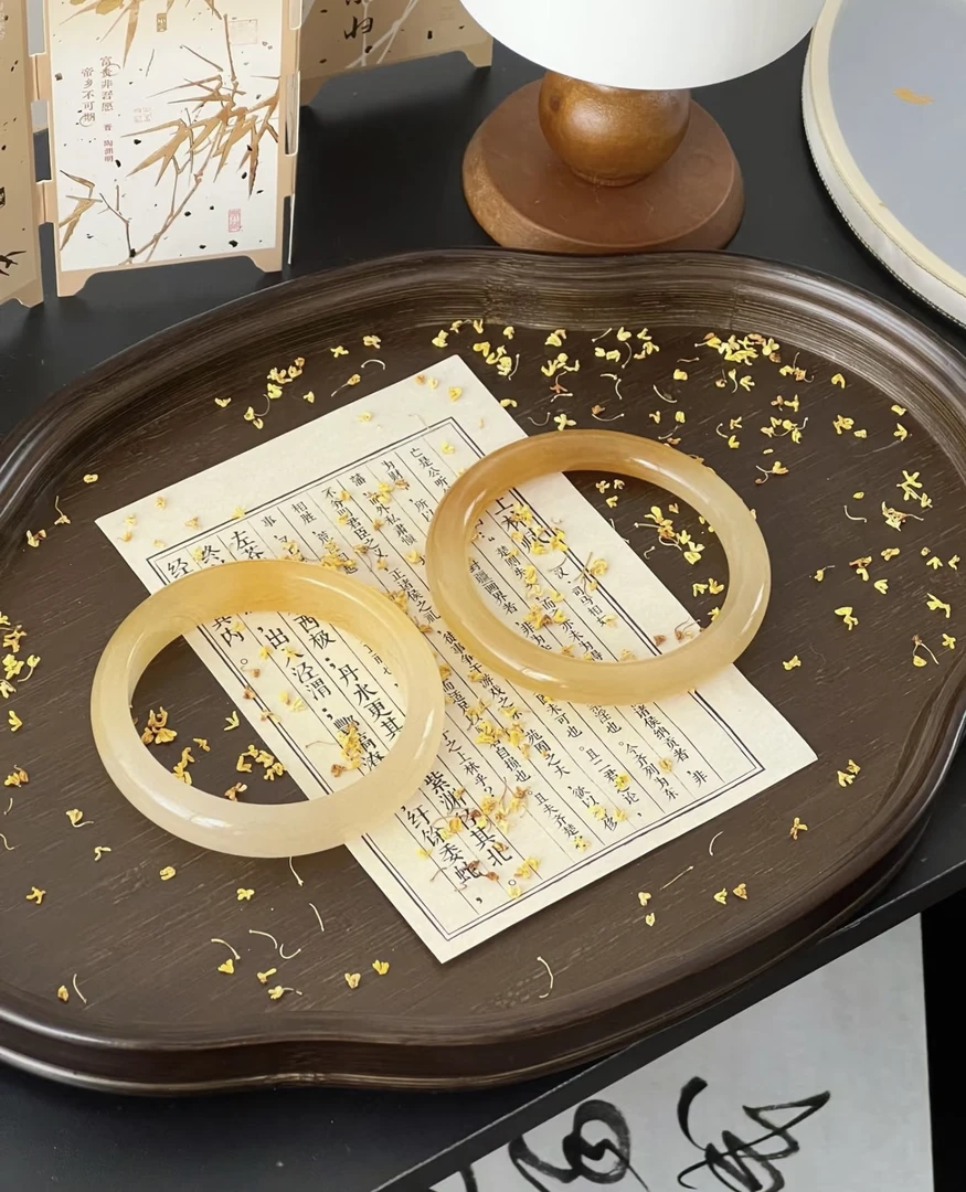 安姐家石英质玉天山翠手镯气质