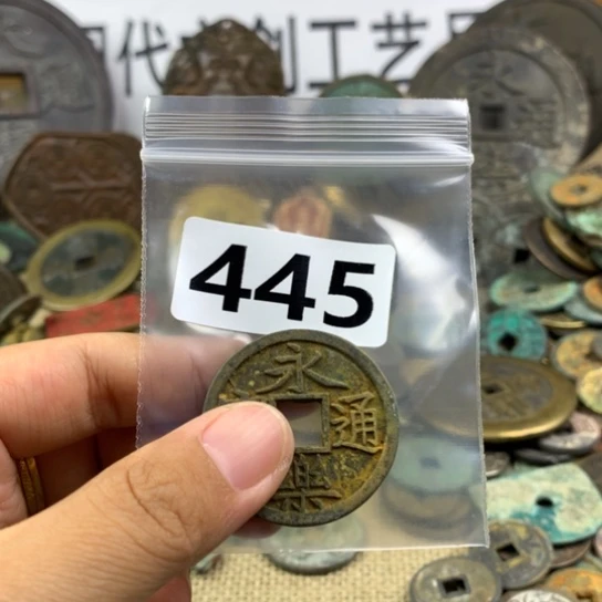 治***人铜现代文创工艺品