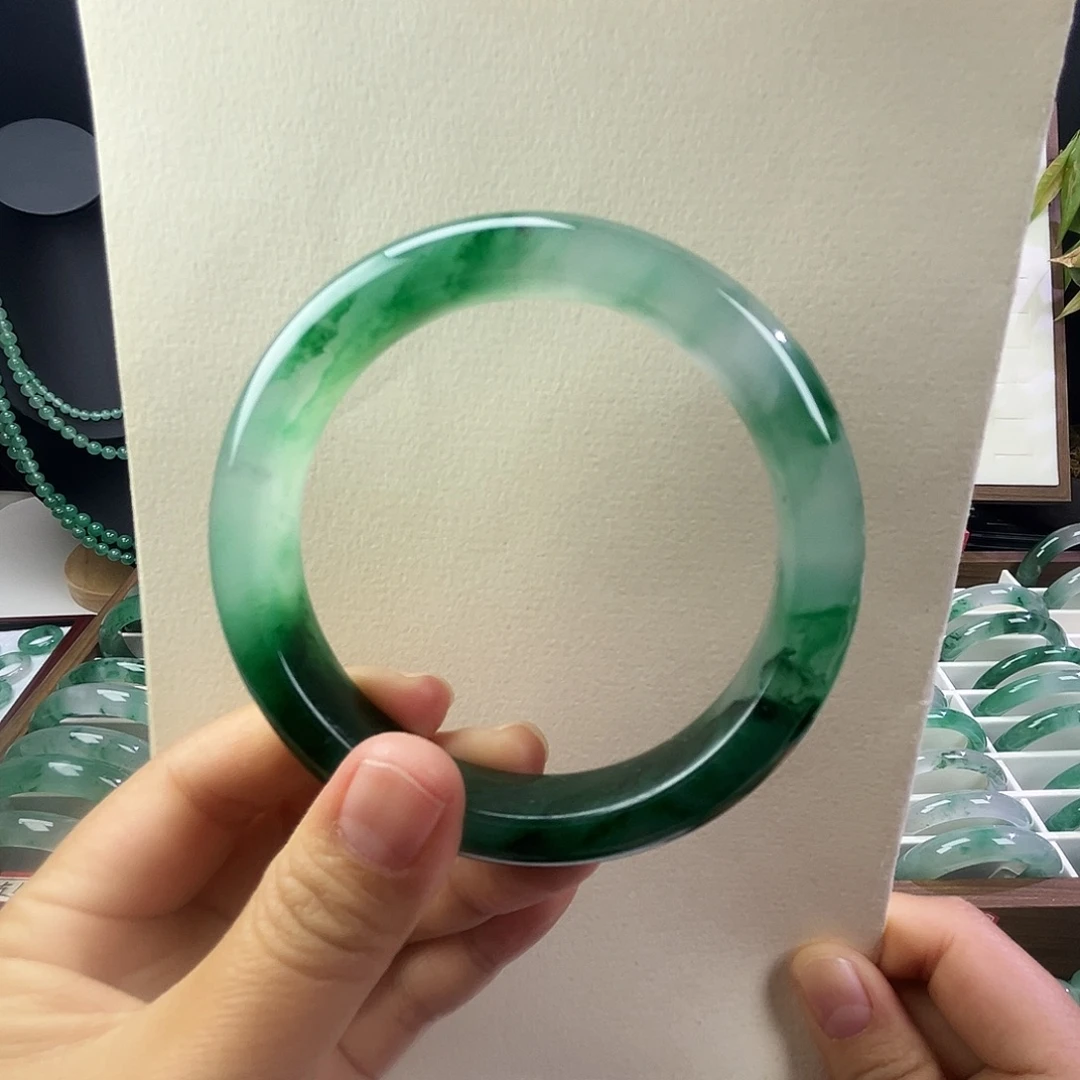 石英质玉未镶嵌手镯61.3