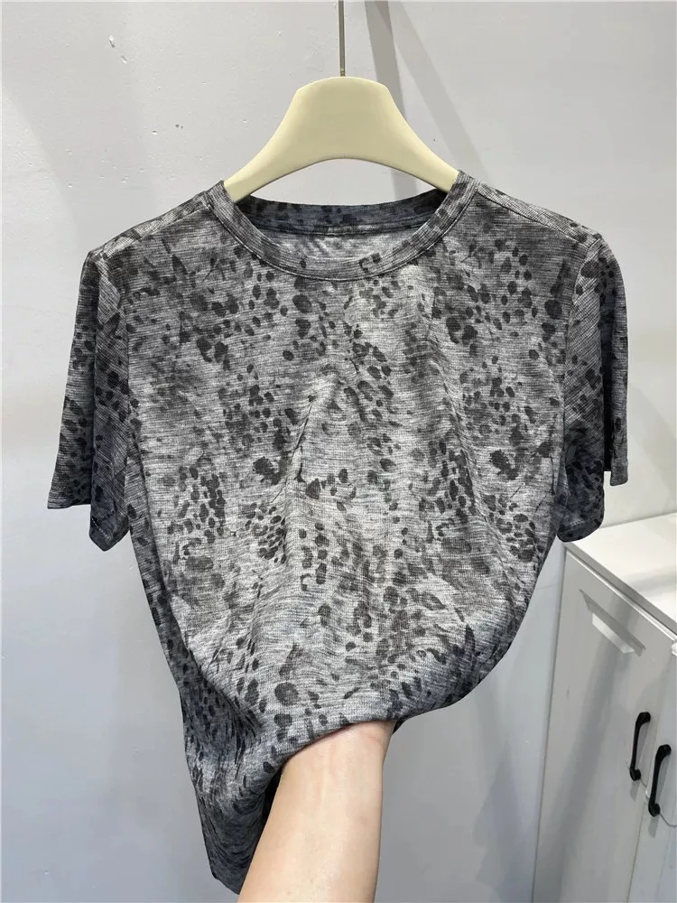 盈盈荷梵家時尚T恤