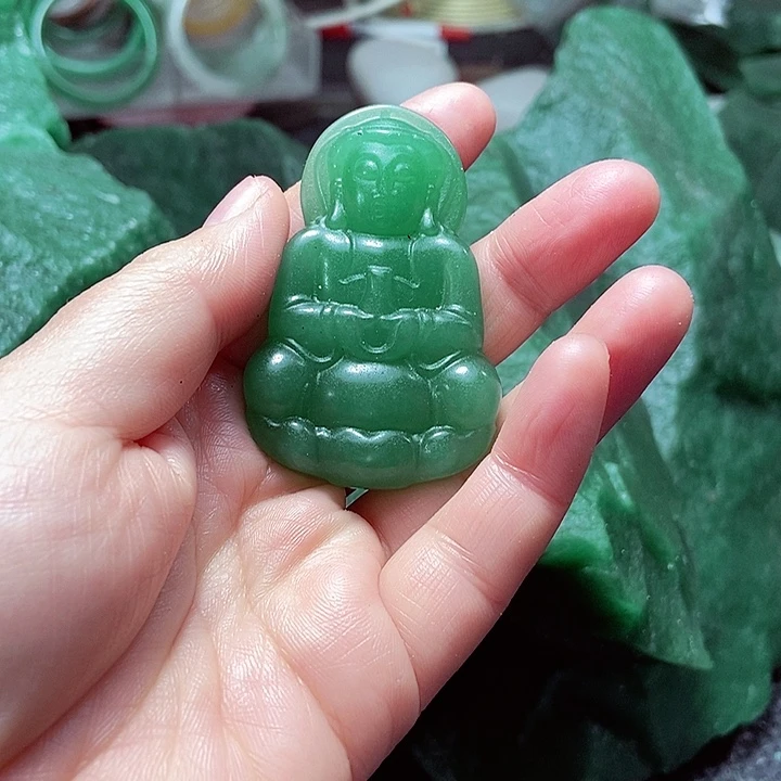 新疆东陵玉挂件观音