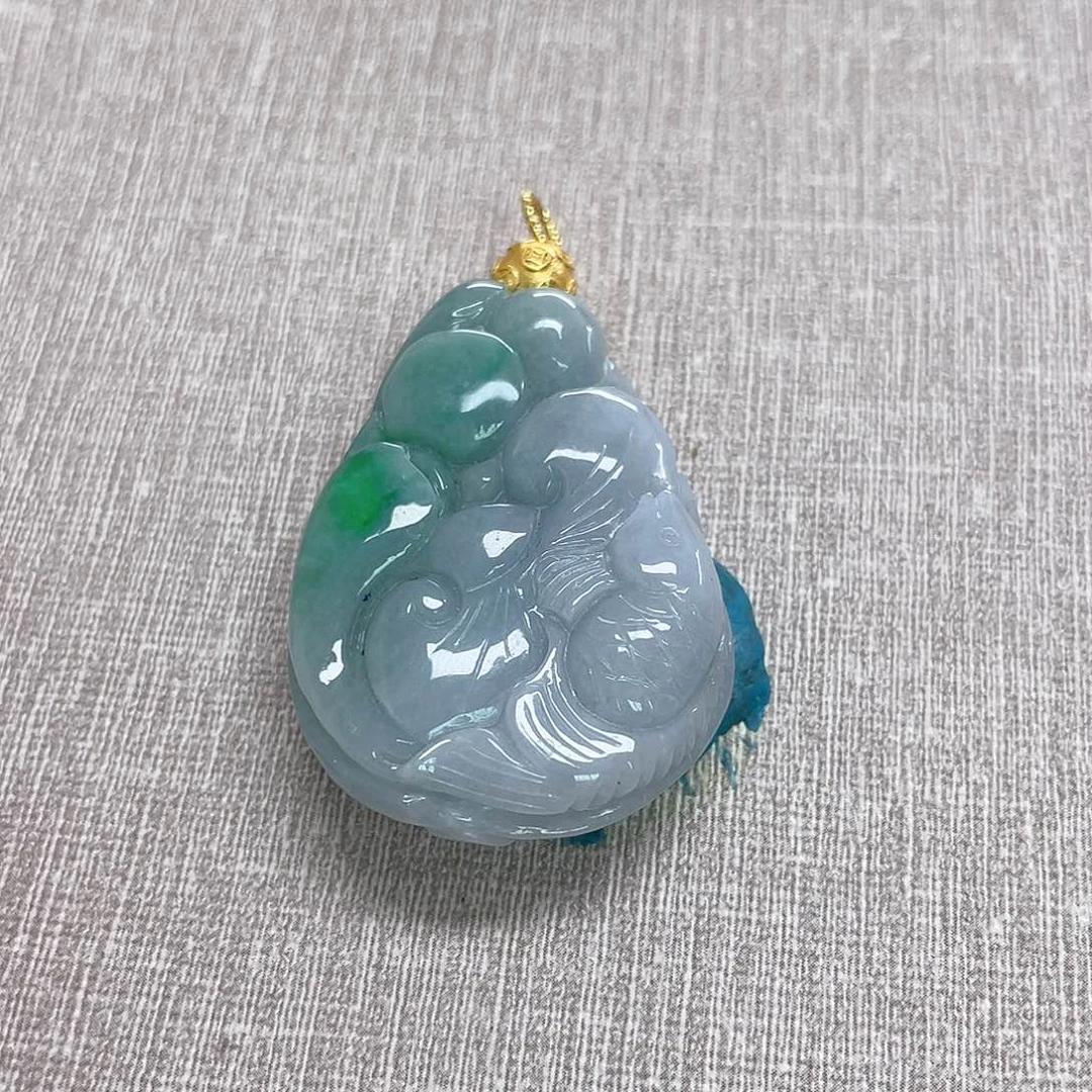 翡翠未镶嵌颈饰吊坠