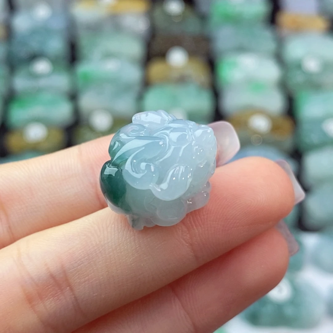 翡翠未镶嵌颈饰天然