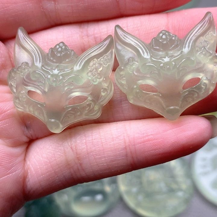 蛇纹石玉未镶嵌颈饰岫玉