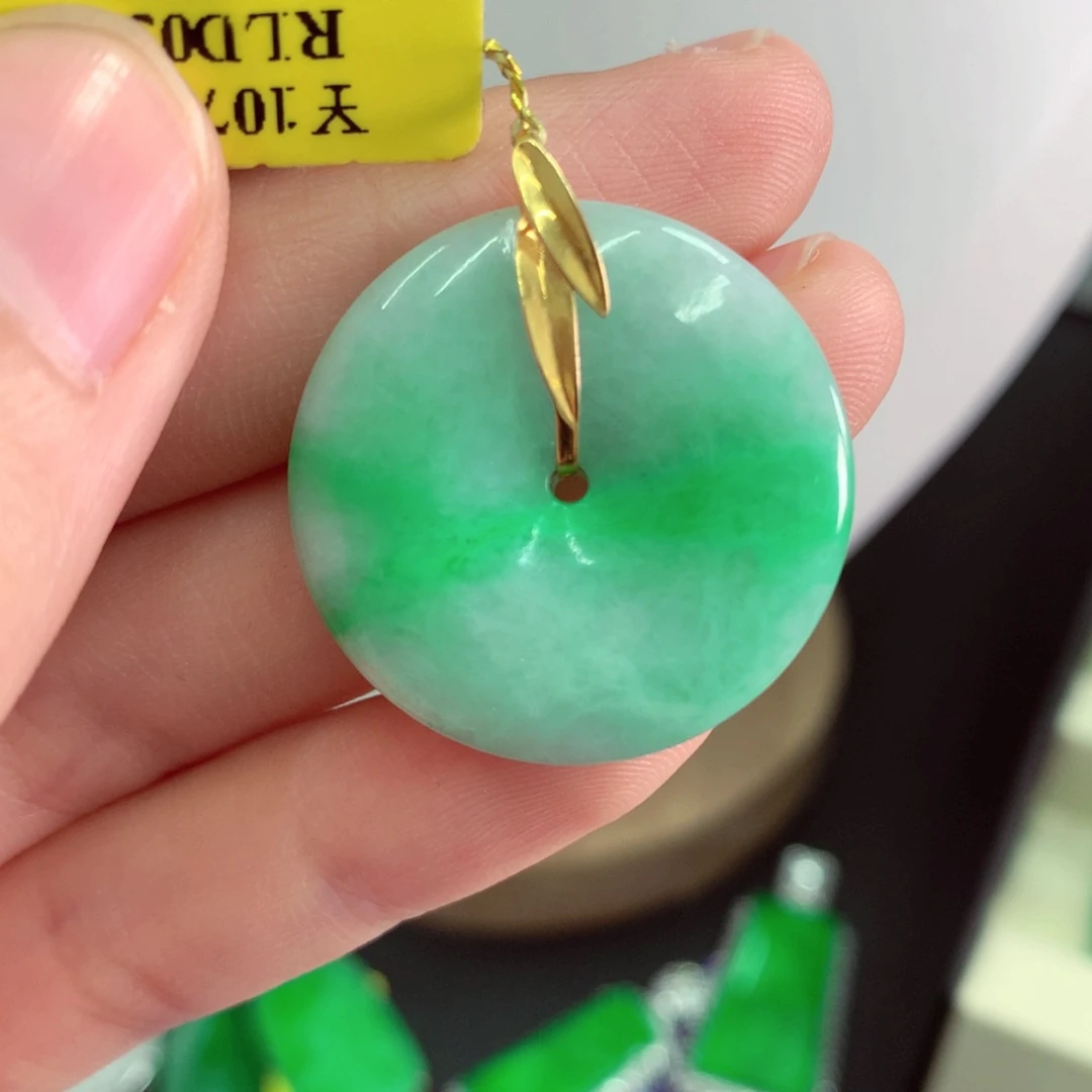 翡翠18K金镶嵌吊坠(不含链)