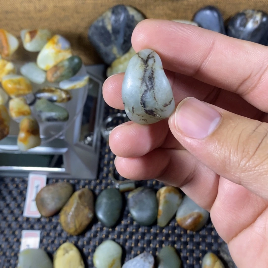 黄****和田玉（糖玉）未镶嵌挂件