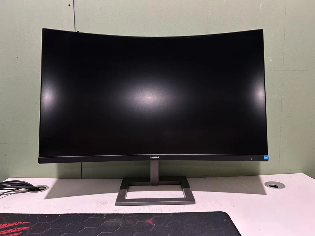 9新 Philips/飞利浦 32寸曲面升降1K/165HZ电竞显示器