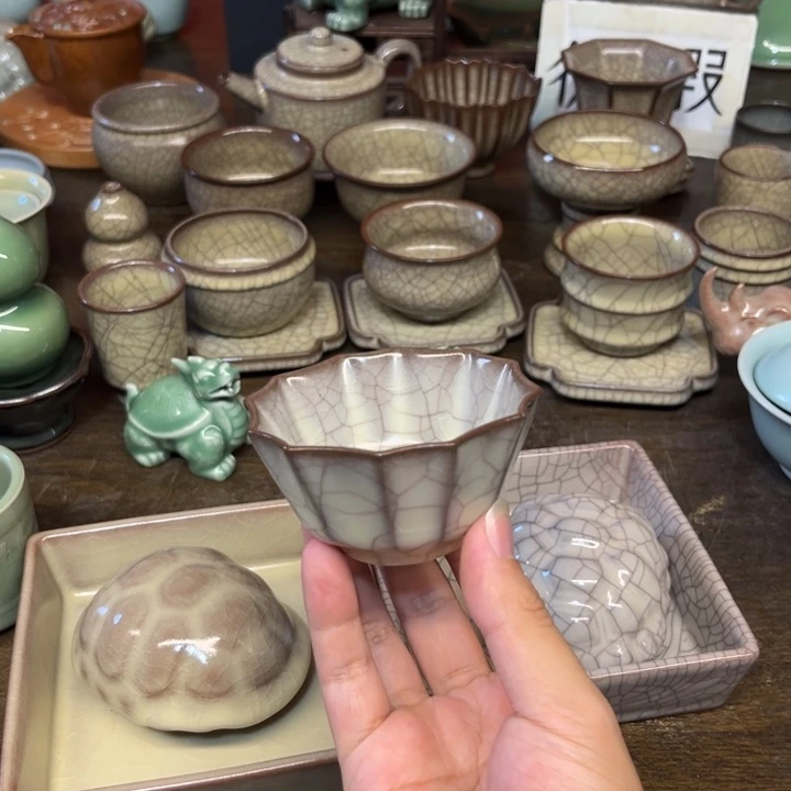 青瓷微瑕浮力特价