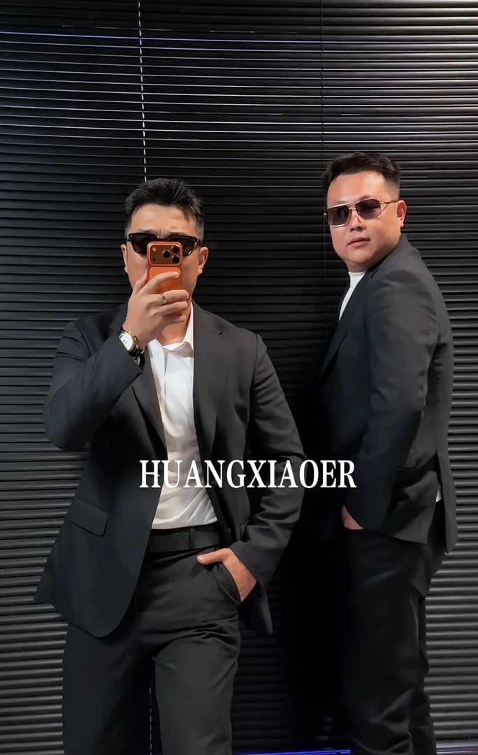 【迪/包扣100全精纺羊毛/120支】春秋平驳领双开叉休闲单西901