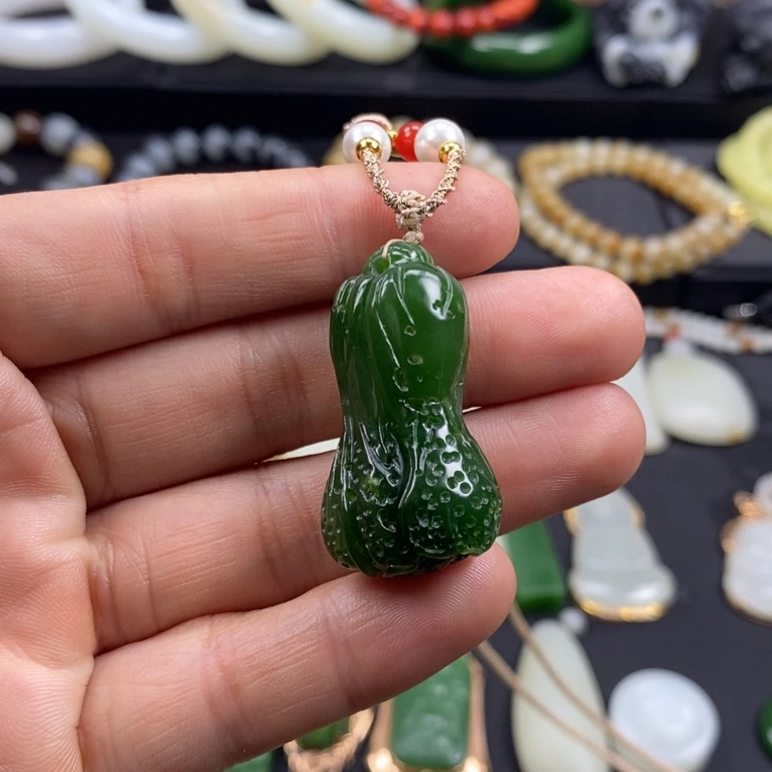 和田玉吊坠(不含链)未镶嵌