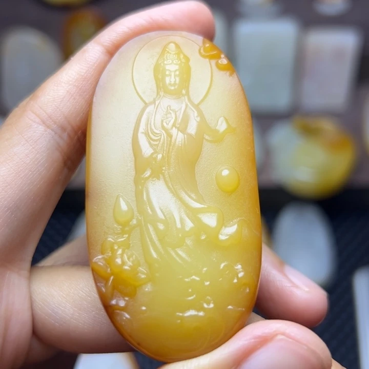 和田玉未镶嵌颈饰