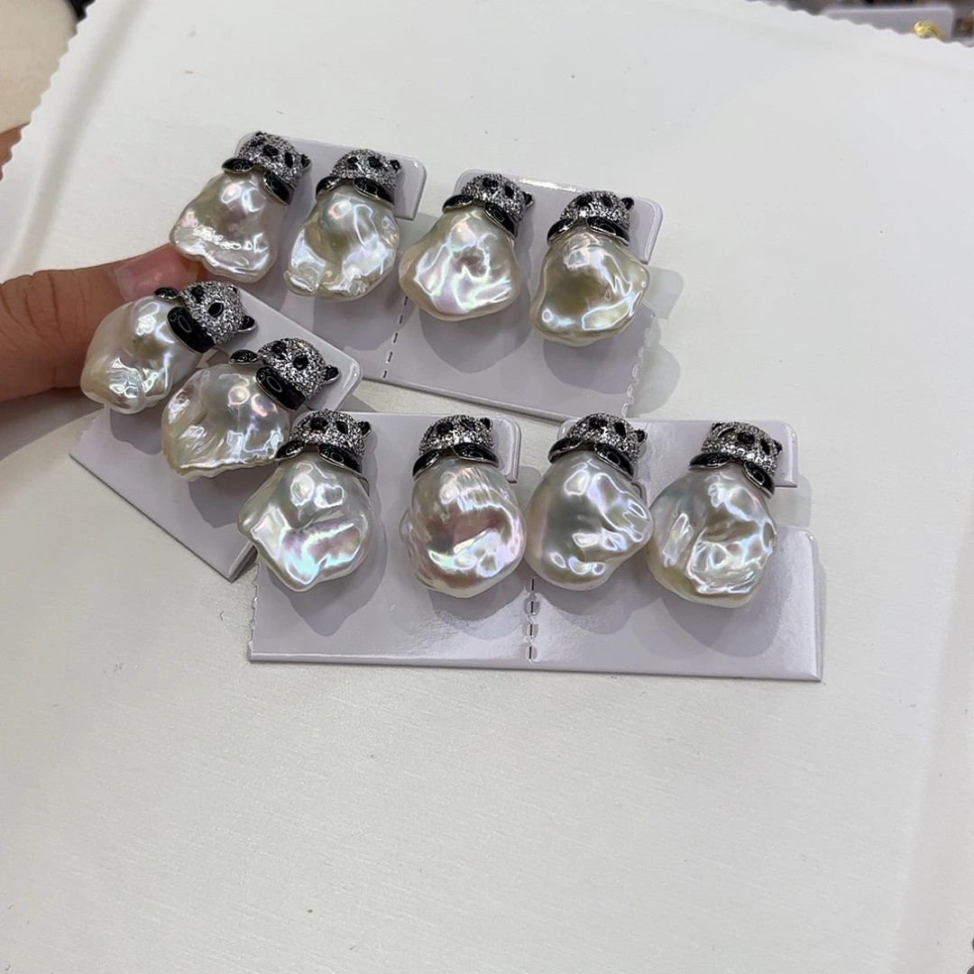 合金耳饰淡水珍珠