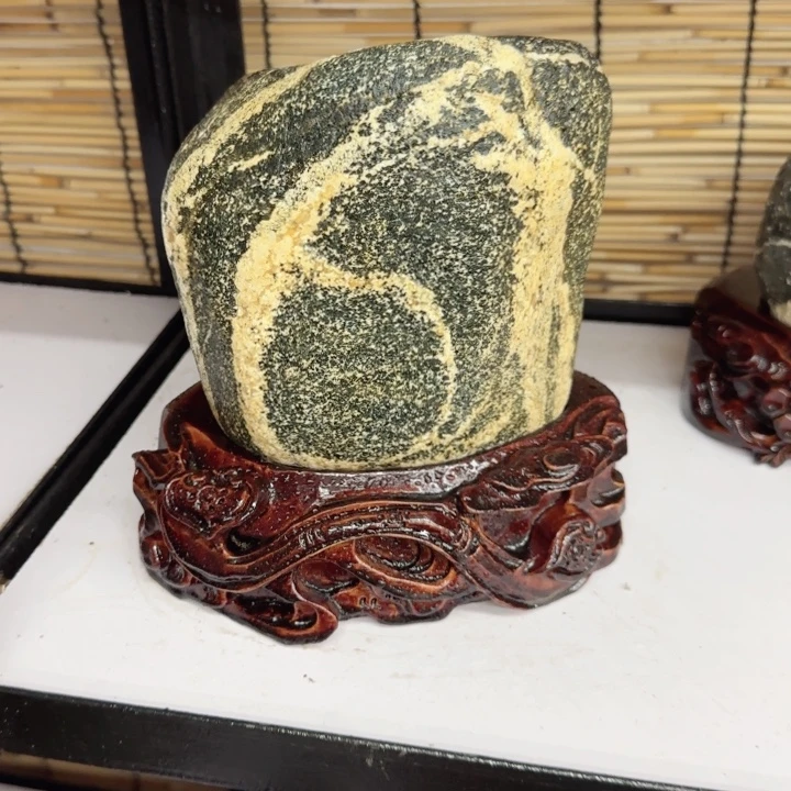 高***生紫檀木类成套家具