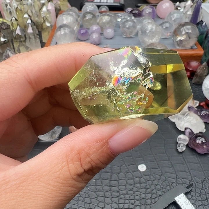 ****。未镶嵌珠宝半成品水晶191