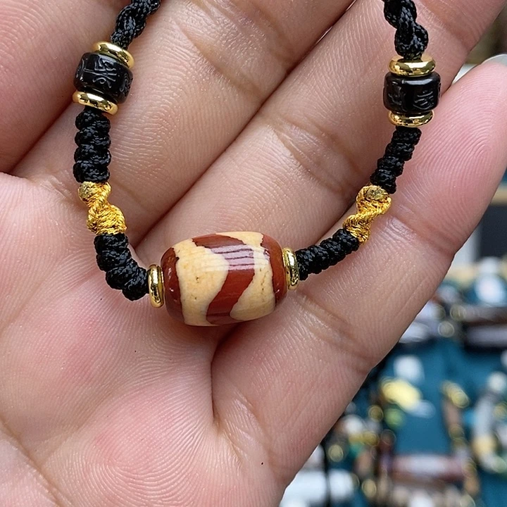 玛瑙/玉髓颈饰合金