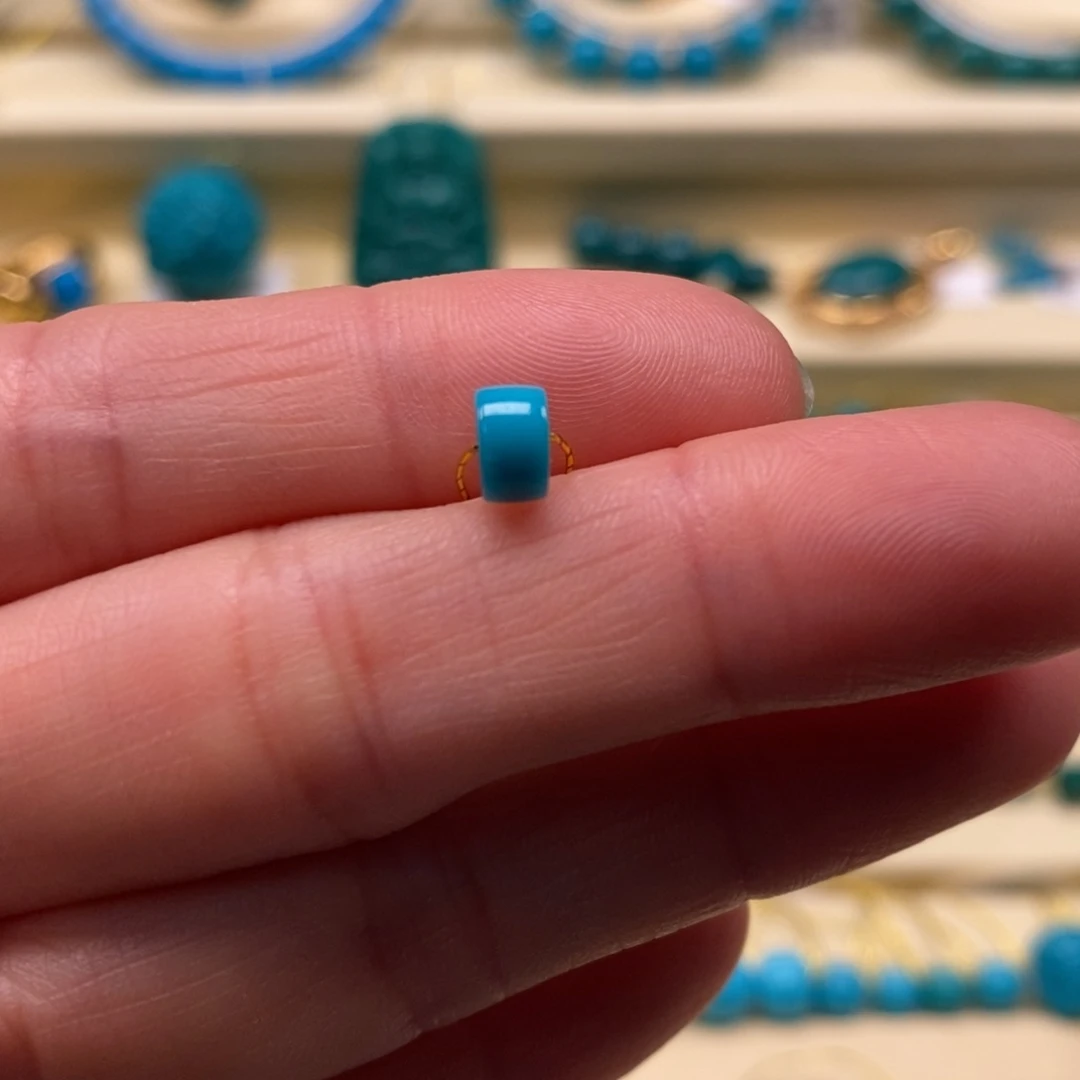 绿松石珠宝奇石未镶嵌直径5.7×3.6直切