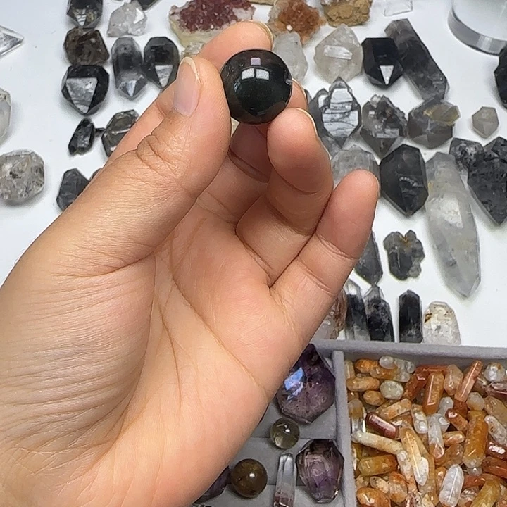 水晶珠宝半成品未镶嵌绿幽