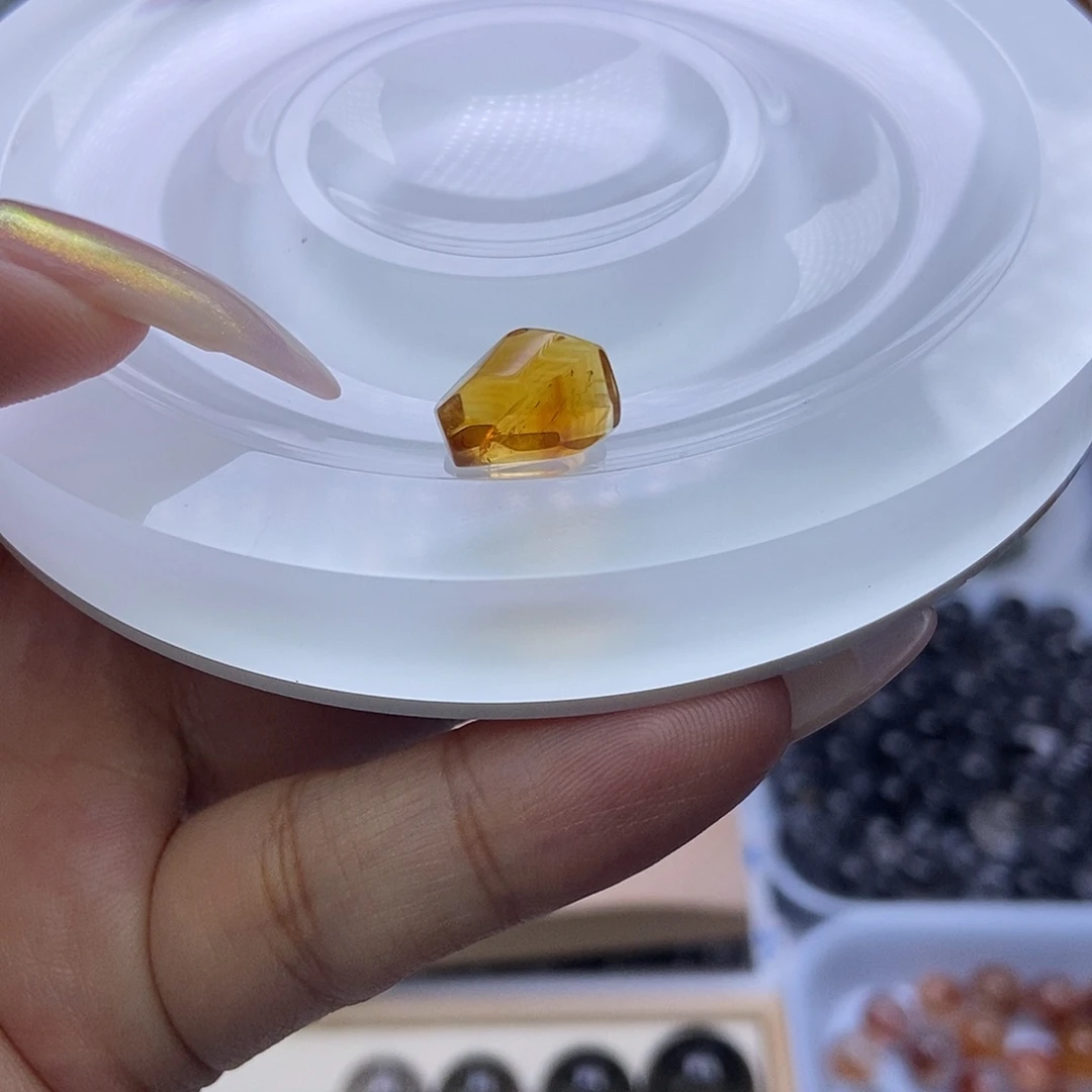 萬***因银S925镶嵌水晶手链定制打孔不退换