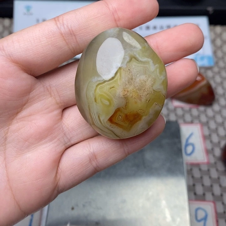 未镶嵌原石玛瑙/玉髓