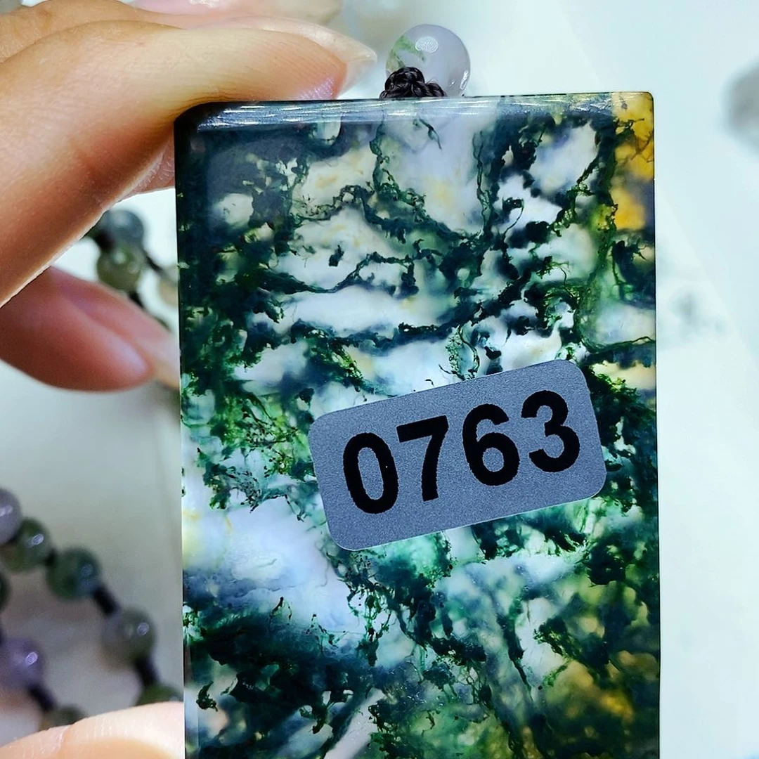 未镶嵌颈饰玛瑙/玉髓川*鼠