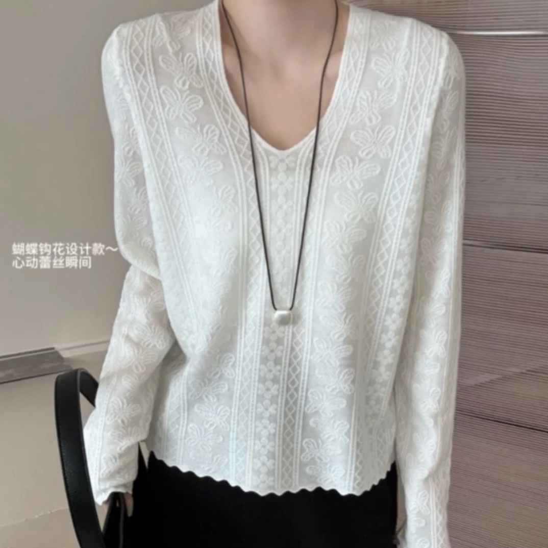 细针织常规款镂空U领不褪色细羊毛打底衫宽松长袖蕾丝外穿