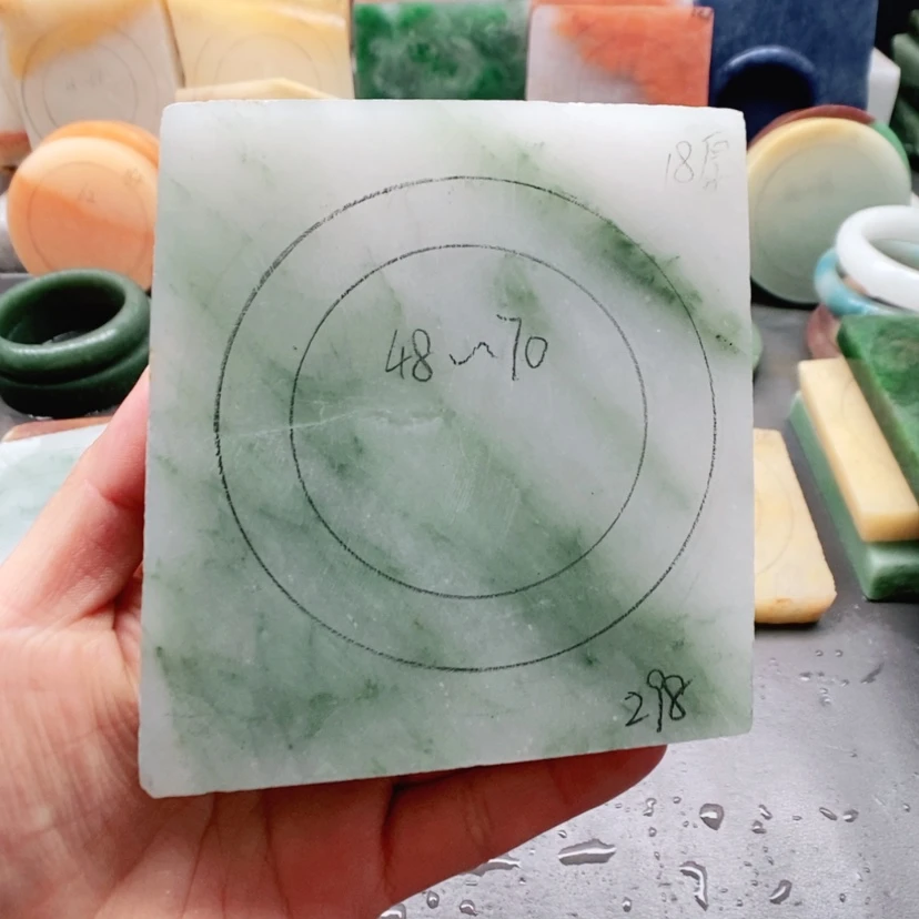 【闪购商品】定制石英质玉定制