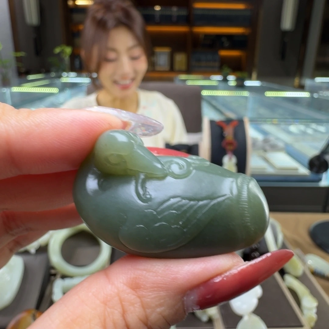 未镶嵌和田玉挂件